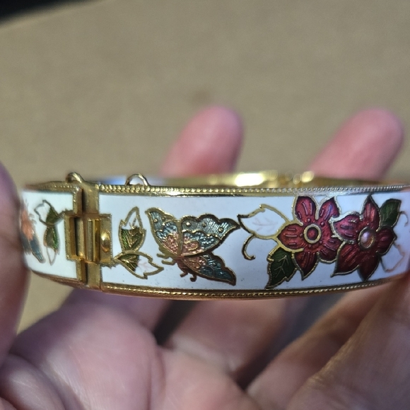 Vintage White Cloisonne Hinged Bangle Bracelet - Picture 3 of 9